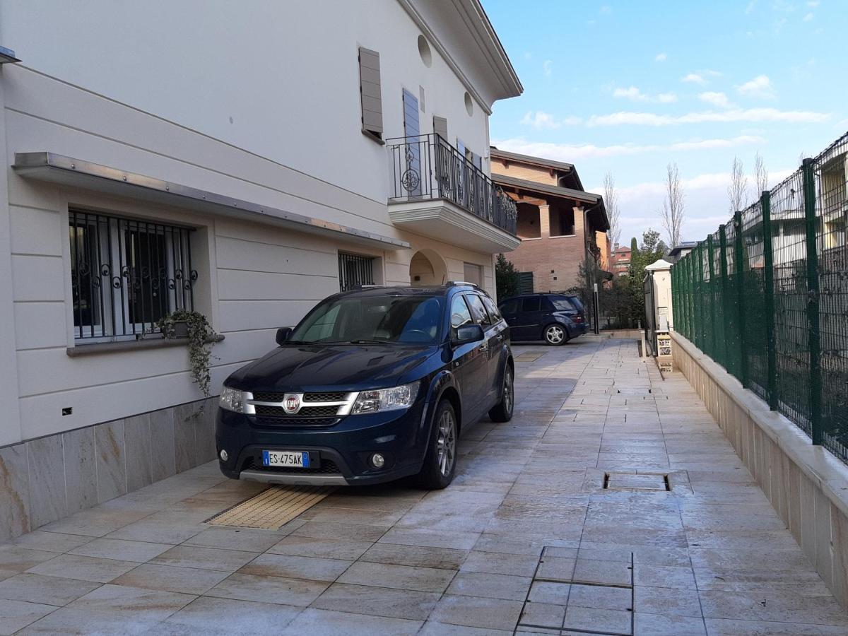 La Dimora Nel Parco Penzión pre hostí Modena
